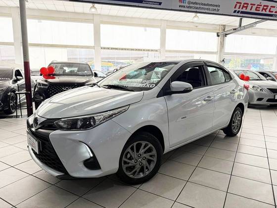 TOYOTA YARIS 1.5 16V FLEX SEDAN XS MULTIDRIVE TOYOTA YARIS 1.5 16V FLEX SEDAN XS MULTIDRIVE